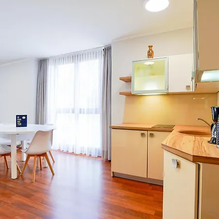 Rosa Weneda By Baltic