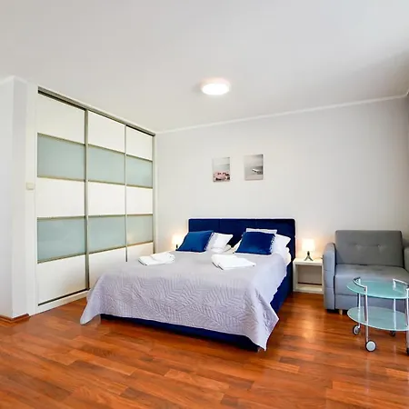 Rosa Weneda By Baltic * 슈비노우이스쳬