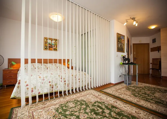 Rosa Weneda By Baltic * Swinemünde